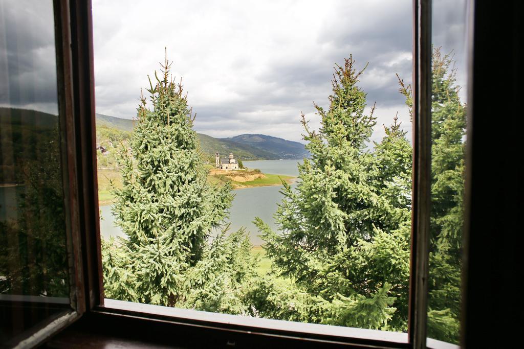 Yeti Guest House Mavrovo Ngoại thất bức ảnh
