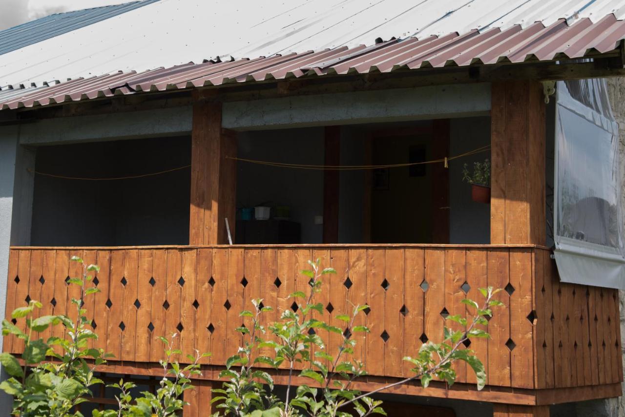 Yeti Guest House Mavrovo Ngoại thất bức ảnh