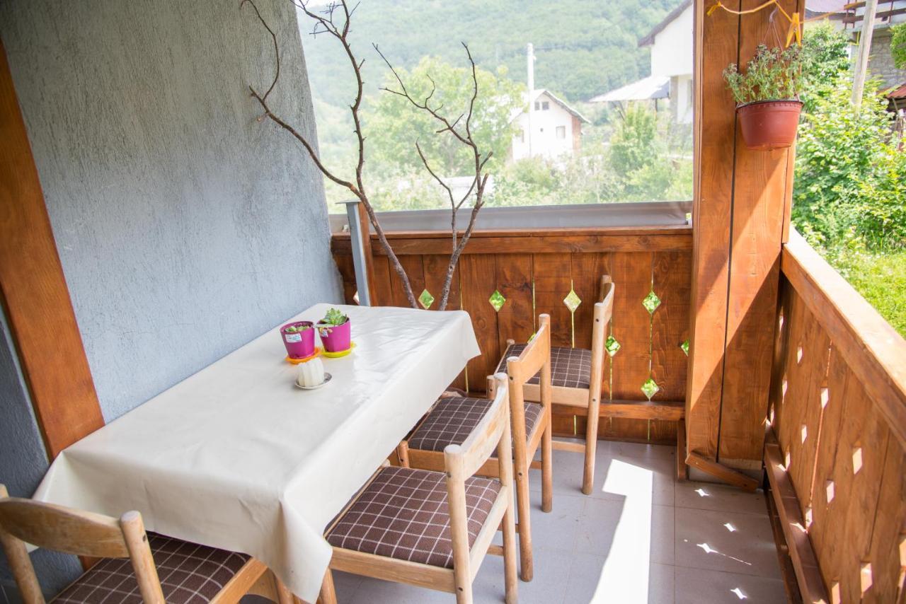 Yeti Guest House Mavrovo Ngoại thất bức ảnh